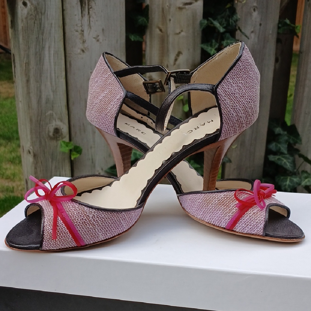 NEW Marc Jacobs Violet with Black Trim Strappy Heels